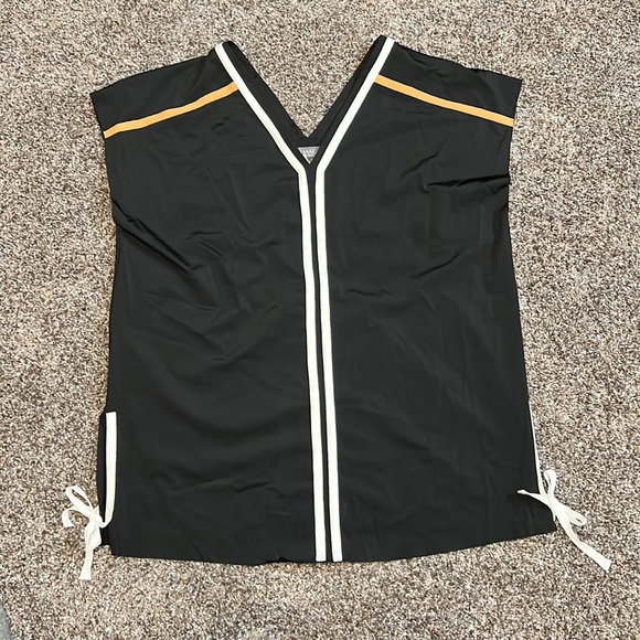 Lysse Ariel Poncho - Picture 3 of 7